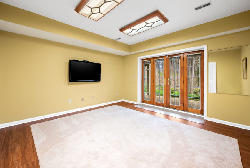41-web-or-mls-3 Deer Woods Ct41