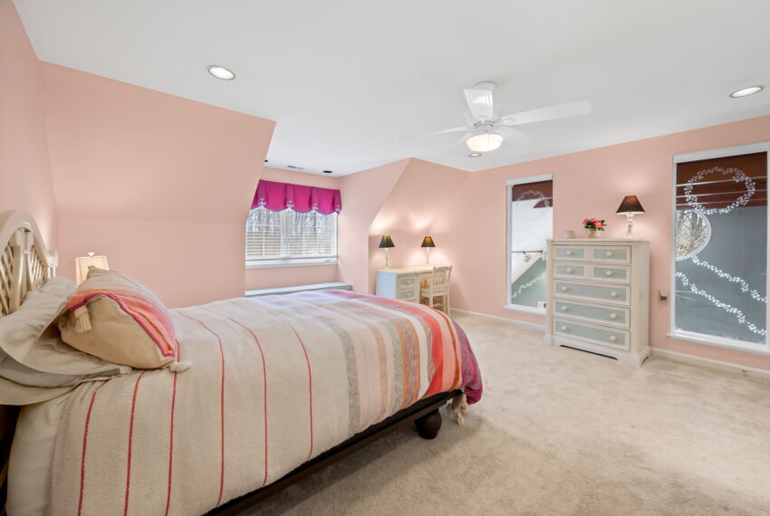 47-web-or-mls-3 Deer Woods Ct47
