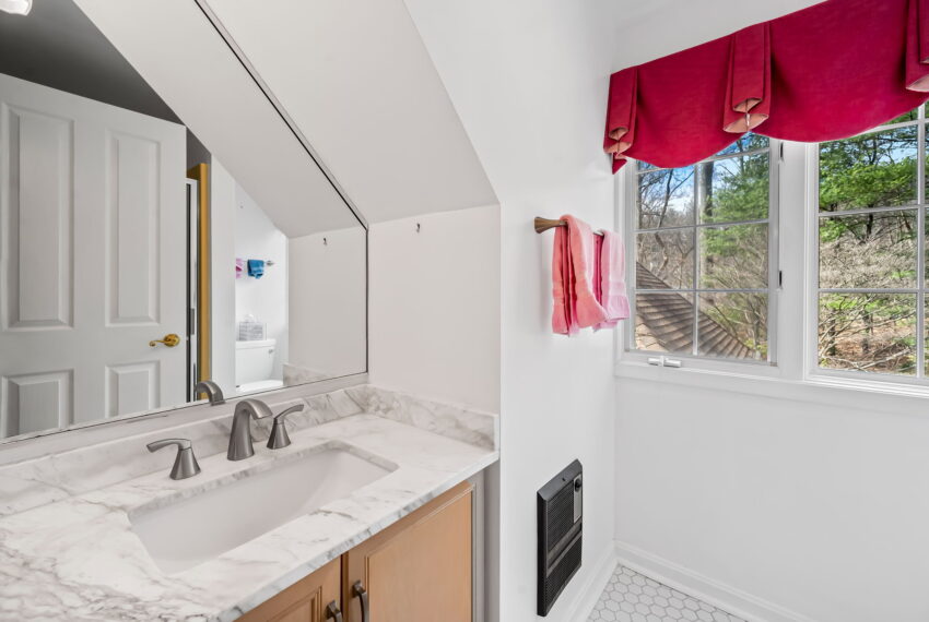 50-web-or-mls-3 Deer Woods Ct50