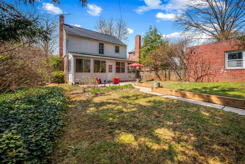 33-web-or-mls-7209 Oxford Rd33