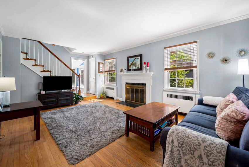 5-web-or-mls-7209 Oxford Rd5