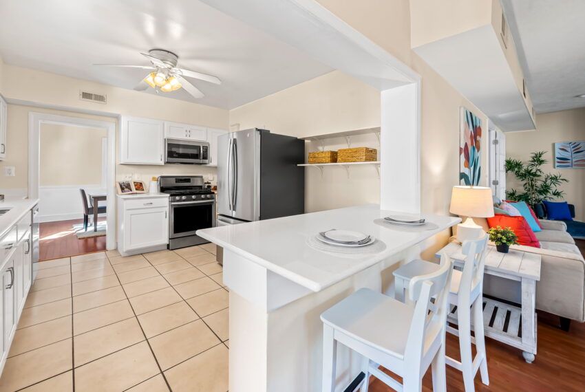 54-web-or-mls-7016 Kenleigh Rd203 (2)