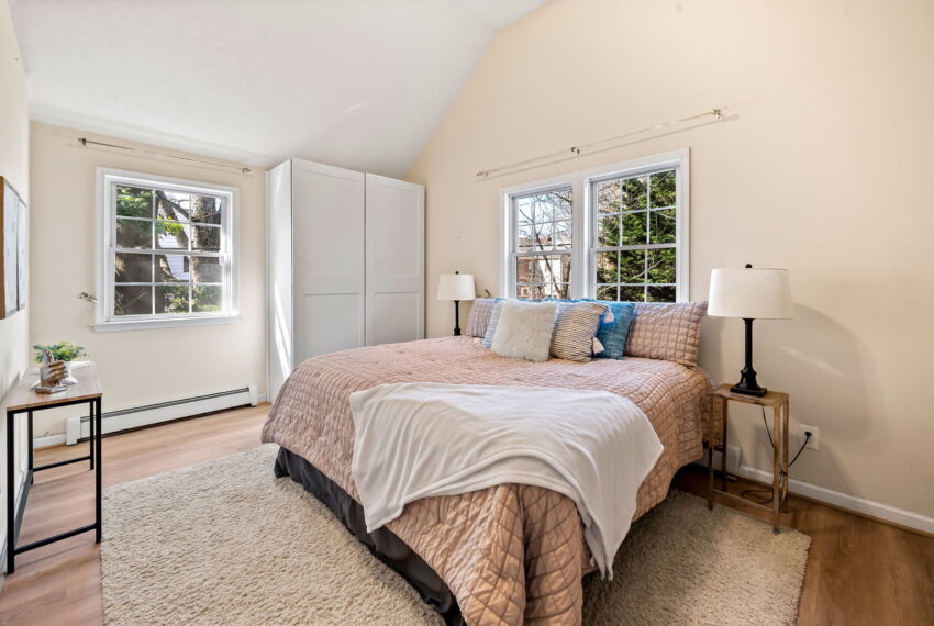 64-web-or-mls-7016 Kenleigh Rd213 (2)