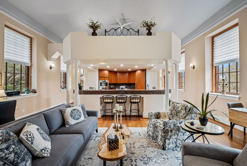 24-web-or-mls-7 Stoddard Ct24