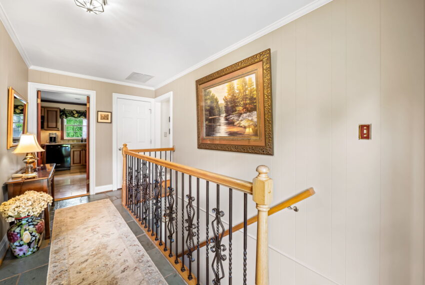 28-web-or-mls-1902 Northleigh Rd 28_
