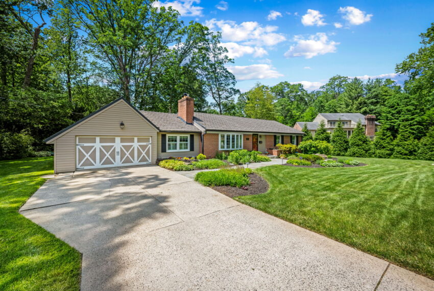 3-web-or-mls-1902 Northleigh Rd 3_