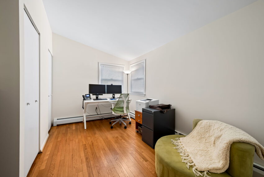 32-web-or-mls-805 Litchfield Rd32