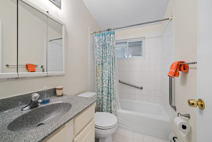 36-web-or-mls-805 Litchfield Rd36