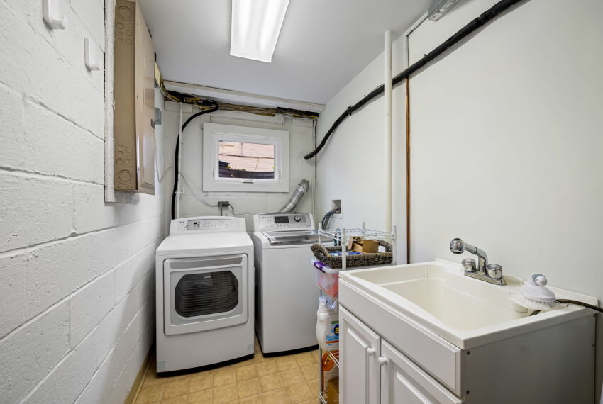 37-web-or-mls-805 Litchfield Rd37