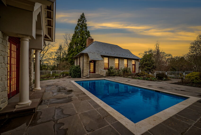 50-web-or-mls-7 Stoddard Ct50