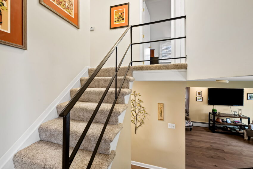 8-web-or-mls-805 Litchfield Rd8