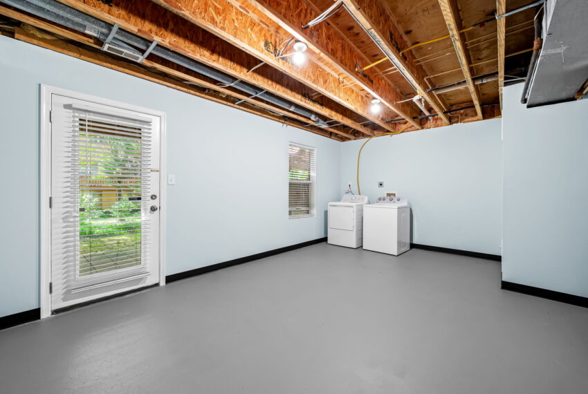 6-web-or-mls-5210 Tabard Ct 6_